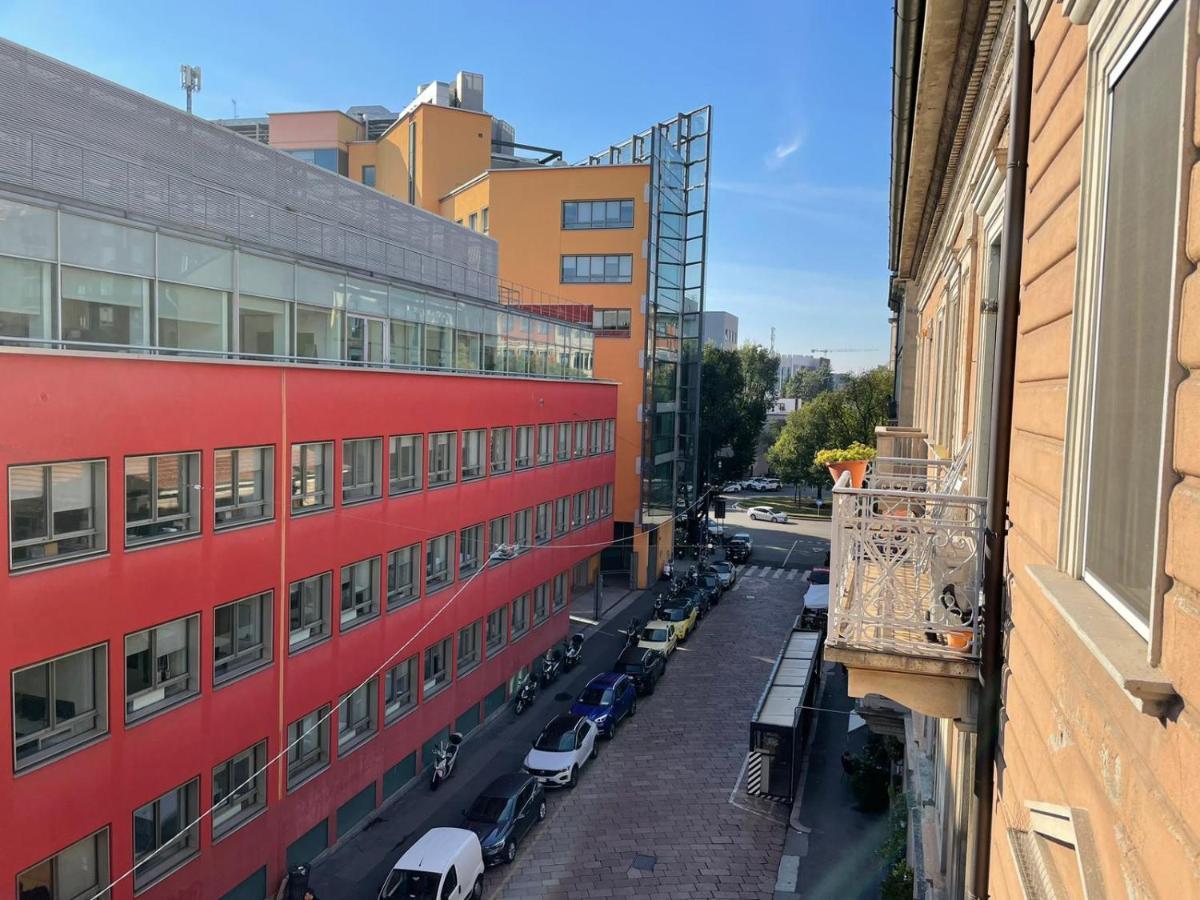 Cozy Flat Mins Walk To Navigli And Metro Porta Genova Appartamento Milano