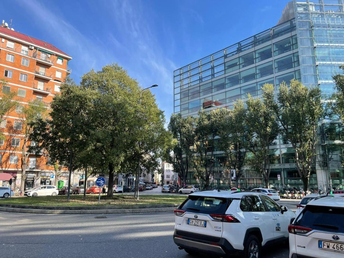 Appartamento Cozy Flat Mins Walk To Navigli And Metro Porta Genova Milano