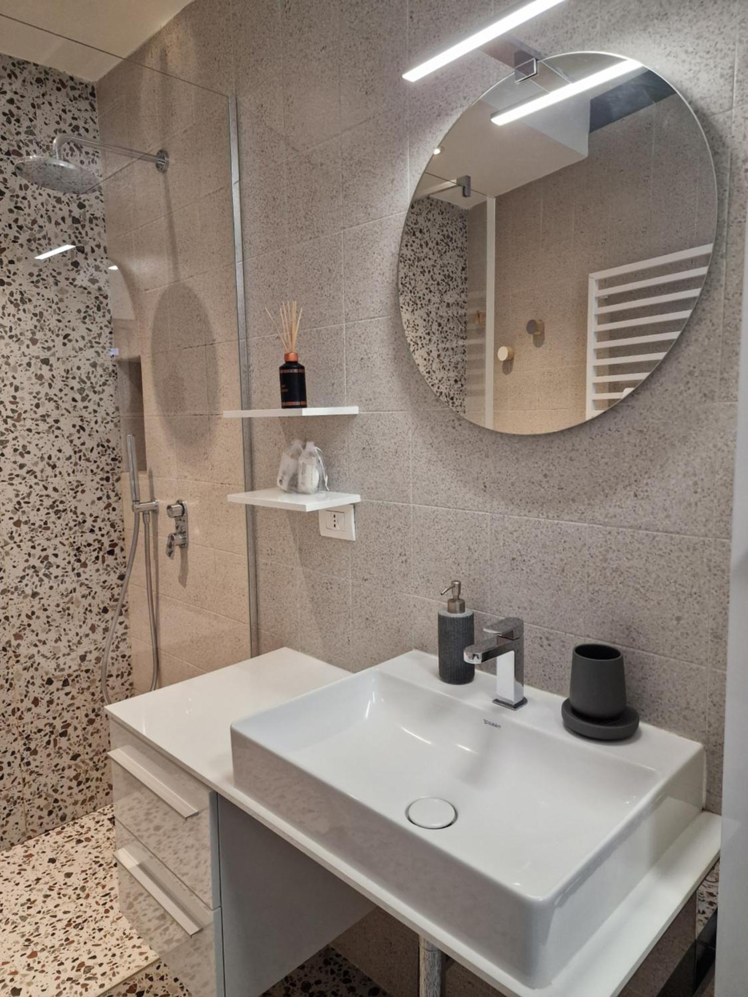 Cozy Flat Mins Walk To Navigli And Metro Porta Genova * Milano